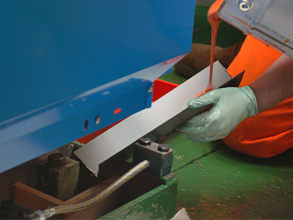 Belzona 7111 poured to ensure secure and vibration free location Belzona 7111 poured to ensure secure and vibration free location